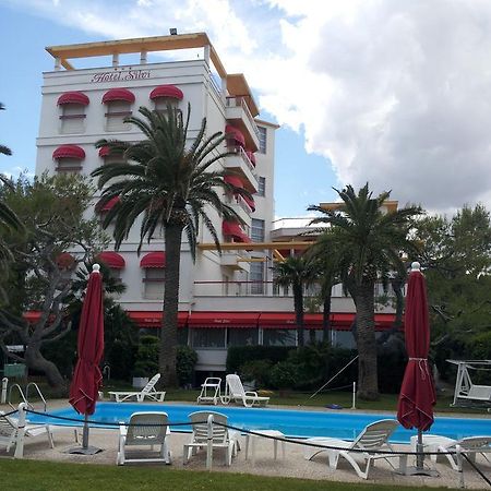 Hotel Silvi Сильви-Марина Экстерьер фото