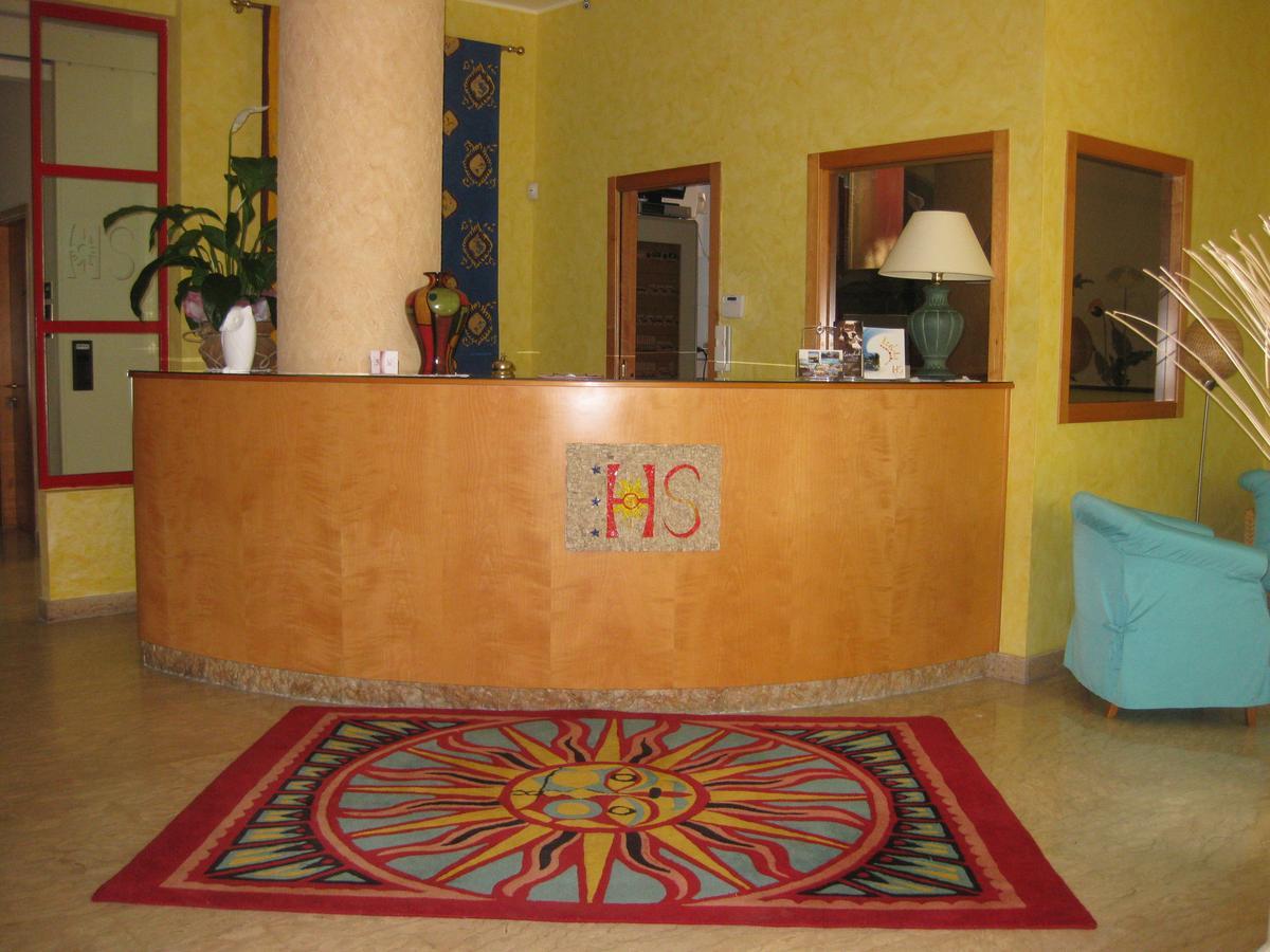 Hotel Silvi Сильви-Марина Экстерьер фото